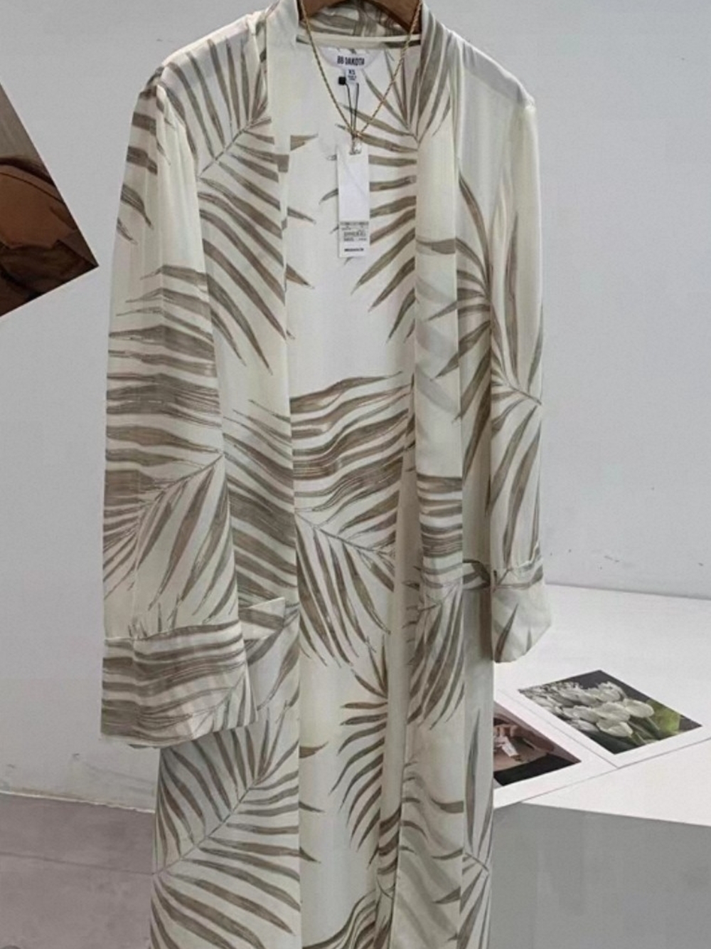 NWT BB Dakota Cream & Taupe Palm-Print Duster Robe